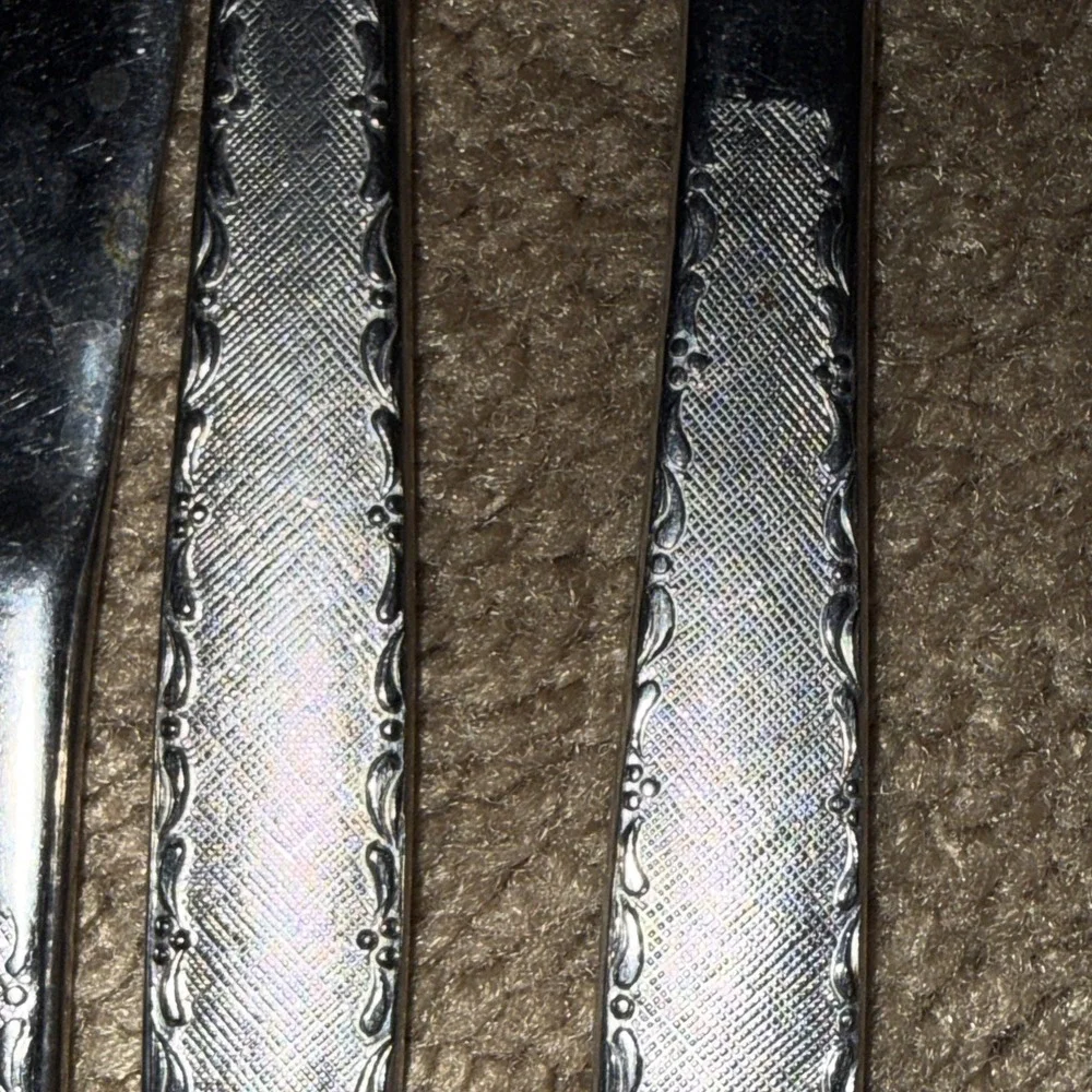 Vintage DON Stainless Bali Dinner Knives 7